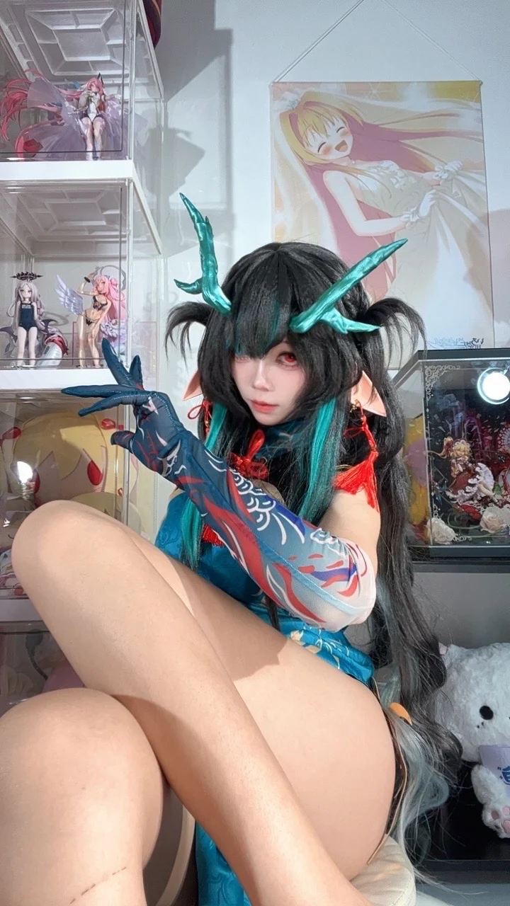 白栎Shirly - No.015 夕染尘烟 [130P,26V-7.01GB] 下 tg@simisebaisi 【丝足阁】028.webp